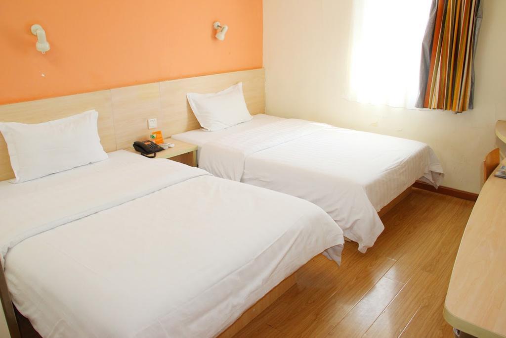 7Days Inn Qingdao Haiyunan Xinglong Road Δωμάτιο φωτογραφία
