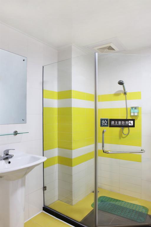 7Days Inn Qingdao Haiyunan Xinglong Road Δωμάτιο φωτογραφία