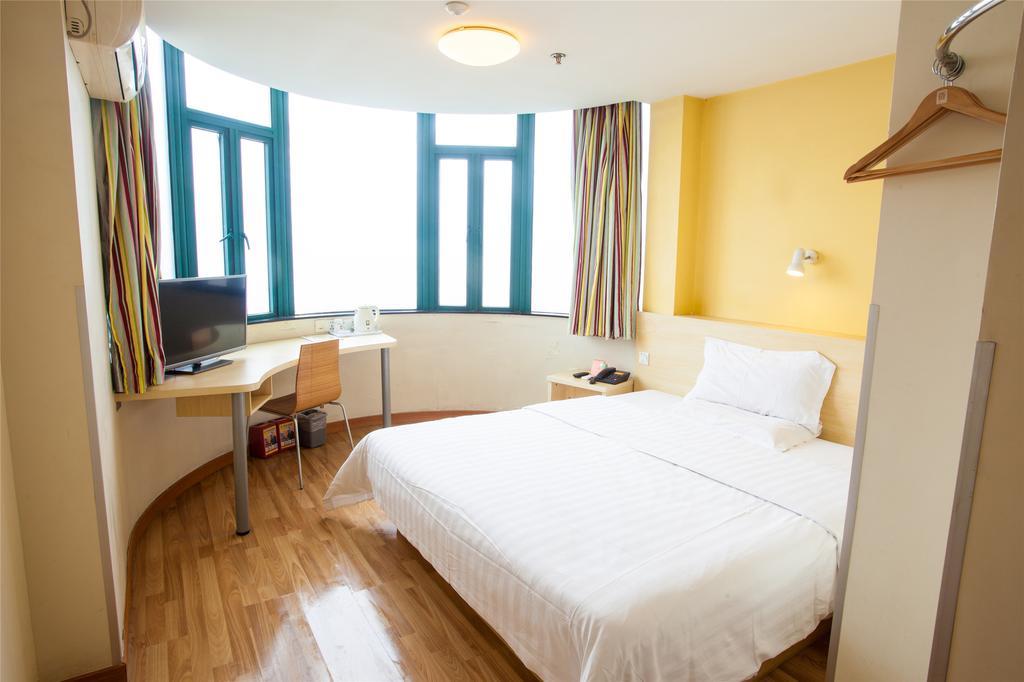 7Days Inn Qingdao Haiyunan Xinglong Road Δωμάτιο φωτογραφία